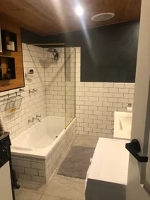 Warburton<br>4 bedroom house near all of Warburton attractions, right on the yarra - Image 4
