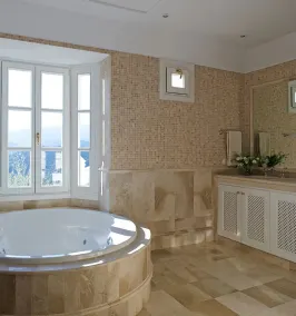 Luxury Villa Breeze Marbella - Image 2