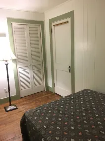 Cute 2+ Bedroom Cottage - Image 4