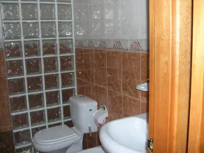 Une jolie maison dans un environnement protégé à 1/2 h de Barcelone - Image 5
