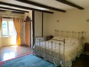 Manor East Wing. Aveyron-Cantal. Fantastisk udsigt over floden Lot, 6 sovepladser. - Image 3