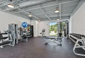 Brand new deluxe Sarasota condo close to everything! - Image 3