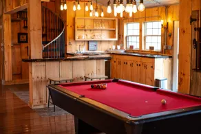 Rustic meets industrial: pet-friendly barn with  near Nashville, Indiana! - Image 2