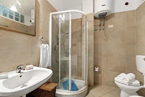 Ca D'artista For Nature Lovers with Terrace Garden - Happy Rentals - Image 3