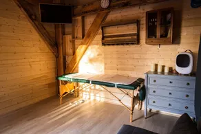 Unusual lodging Cabane Petit Bois 1h15 from Paris - Image 3