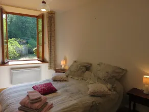 Mølle, privat ø, opvarmet pool fra maj til oktober under slottet - Image 5