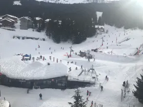 Appartamento familiare confortevole e luminoso con ski-in ski-out - Image 3