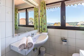 Apartment 'Möst' with Mountain View, Shared Garden and Wi-Fi - Image 2