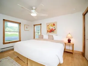 Step into history & unwind at Elixir apt a charming 🏡 at the❤️of NYHudson Valley - Image 4
