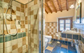 Traumhaftes Haus in Poppi mit privatem Swimmingpool, der drinnen oder draußen. - Image 3
