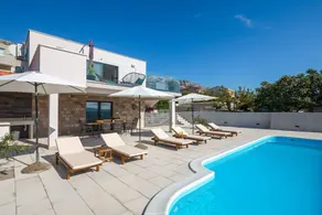 Villa Petra Divine with Heated Pool - Image 2