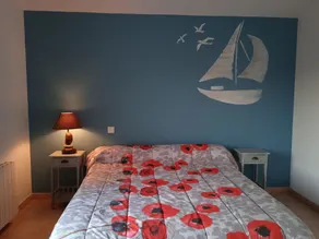 Gîte authentique avec cheminée, terrasse privée, accessible PMR, pêche et activités ULM - Vendée - Image 5