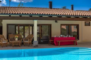 Luxury Hilltop Villa - 30.000 sqm Secular Park - Large Swimming Pool - Image 5