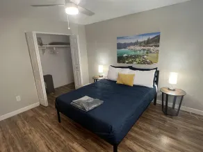 Pet Friendly! 1st Floor! Walking Distance to Shopping & Dining - Image 3