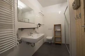 Lejlighed til op til 8 personer. direkte på pisterne, sauna, 3 soveværelser, 2 badeværelser, underjordisk parkering - Image 5