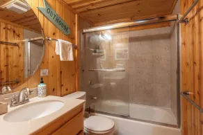 Chalet 17 by Mammoth Mountain Chalets - Image 2