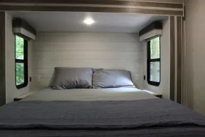 RV Rental #5 Sleeps 6 people - Image 5