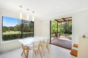 Retreat w Pool on Acreage - Image 4