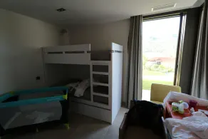 Grande villa contemporaine avec piscine - Image 4