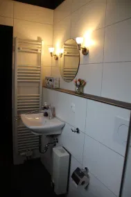 Um talento especial. Caminhe para a praia. Incl. Utilities + Tel.    WiFi mediante taxa - Image 5