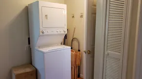 Misty Manor - 3BR home, sc. porch & NO PETS. NO LINENS PROVIDED - Image 2