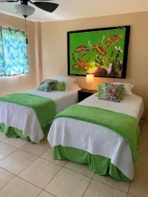 Cococabana4 newly renovated 1BR/1BA apar in downtown Coco, 5 min walk to beach. - Image 3