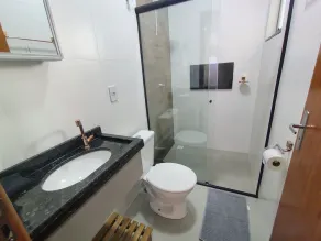 Aptos completos e com localização privilegiada, 70m do mar - ALOs - Image 2
