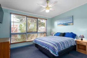 Pet friendly, wifi and fully fenced - Image 4