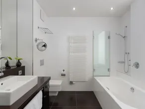 Deluxe Zimmer mit Balkon - Nicht Erstattbar - Relais & Châteaux Hotel Burg Schwarzenstein - Image 2