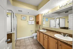 Crescent Shores, 3 sovrum Beachfront Condo, Hot Tub och gratis Wi-Fi! - Image 3