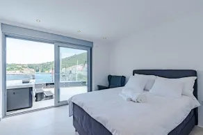 Suartini Apartmani Račišće - Image 4