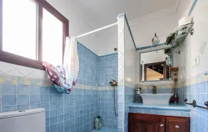 2 bedroom luxurious home in Grazalema - Image 3