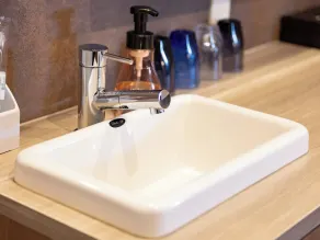 Well Stay Namba Quadruple Room 2 Double Beds / Osaka Ōsaka - Image 3