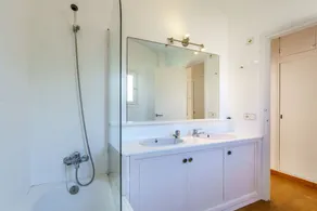 Magnificent villa 5 minutes from the beach - Image 4