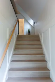 Modern Carriage House…close to trails and ocean  - Image 2
