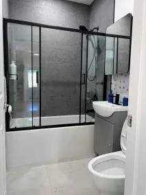Beautiful furnished and renovated condo ! - Image 4