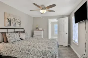Comfy 4br/2bath near I295, Beach, and Orange Park - Image 4