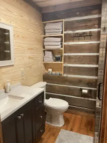 Fully remodeled cabin minutes from Walls of Jericho, Circle E, The Glass House - Image 3