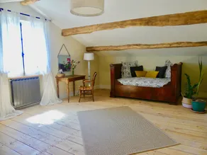 A beautifully renovated old Hunting Lodge with stunning countryside views - Image 5