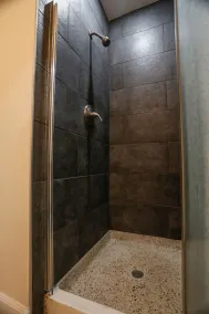 Wonderful 1BD Guest House with Outdoor Experience - Image 4