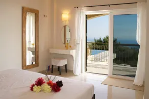 Villa Asteri, Old Skala - Secluded Location - Panoramic Sea Views - Infinity Pool - Image 4