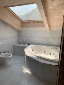Villa with wonderful lake Garda view, garden and swimming pool - Image 2