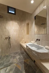 Can Na Julietta, house with private infinity pool and direct access to the sea. - Image 2