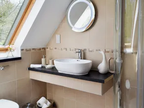 2 bedroom accommodation in Ardingly, near Haywards Heath - Image 2