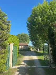 House on a property surrounded by vineyards in Drôme Provençale - Image 4