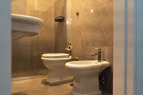 Royal Rooms Portici - Image 4