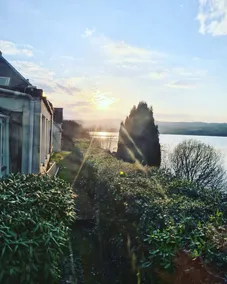 Beautiful Loch-side Apartment - Image 1