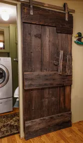 Upgraded Rustic Themed Retreat w/screened porch in Rocky Point. - Image 3