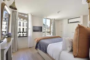 SALG! Perfekt Fantastisk Penthouse til 2-balkon-Ile de la Cite-AC-Wifi-lift-caféer - Image 4