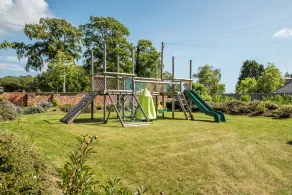 Victorian Mansion, entièrement rénové, peut accueillir 24 personnes dans 12 chambres avec salle de bain - Image 3